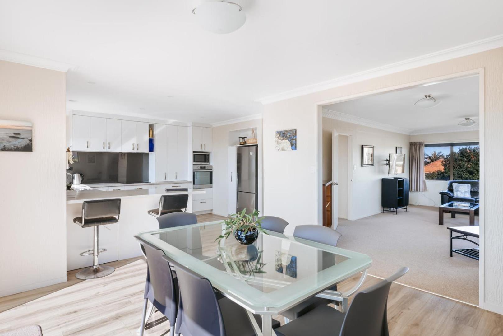 Magnificent Sunrises, Oceanbeach & Sea Views Mount Maunganui Exterior photo